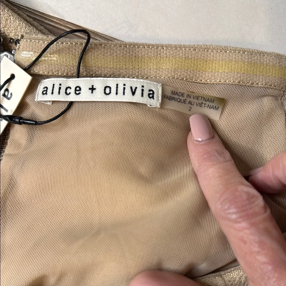 Alice + Olivia Tan Off-Shoulder Crop Top Back Zip - Picture 8 of 8